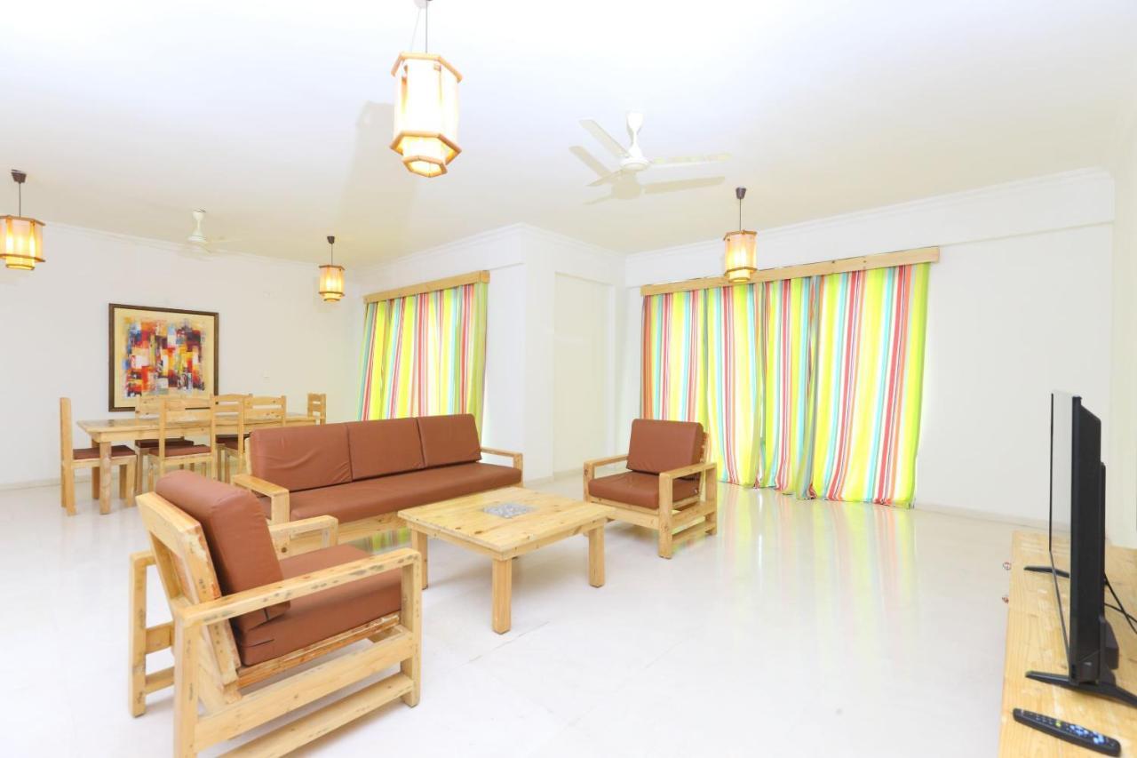 โอโย 6954 เดอะ ลอว์น โอราคาทัม Hotel Oragadam ภายนอก รูปภาพ