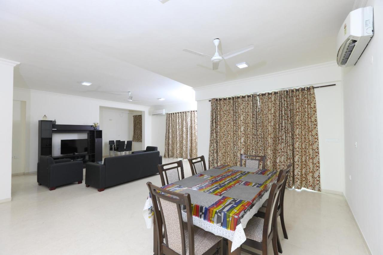โอโย 6954 เดอะ ลอว์น โอราคาทัม Hotel Oragadam ภายนอก รูปภาพ