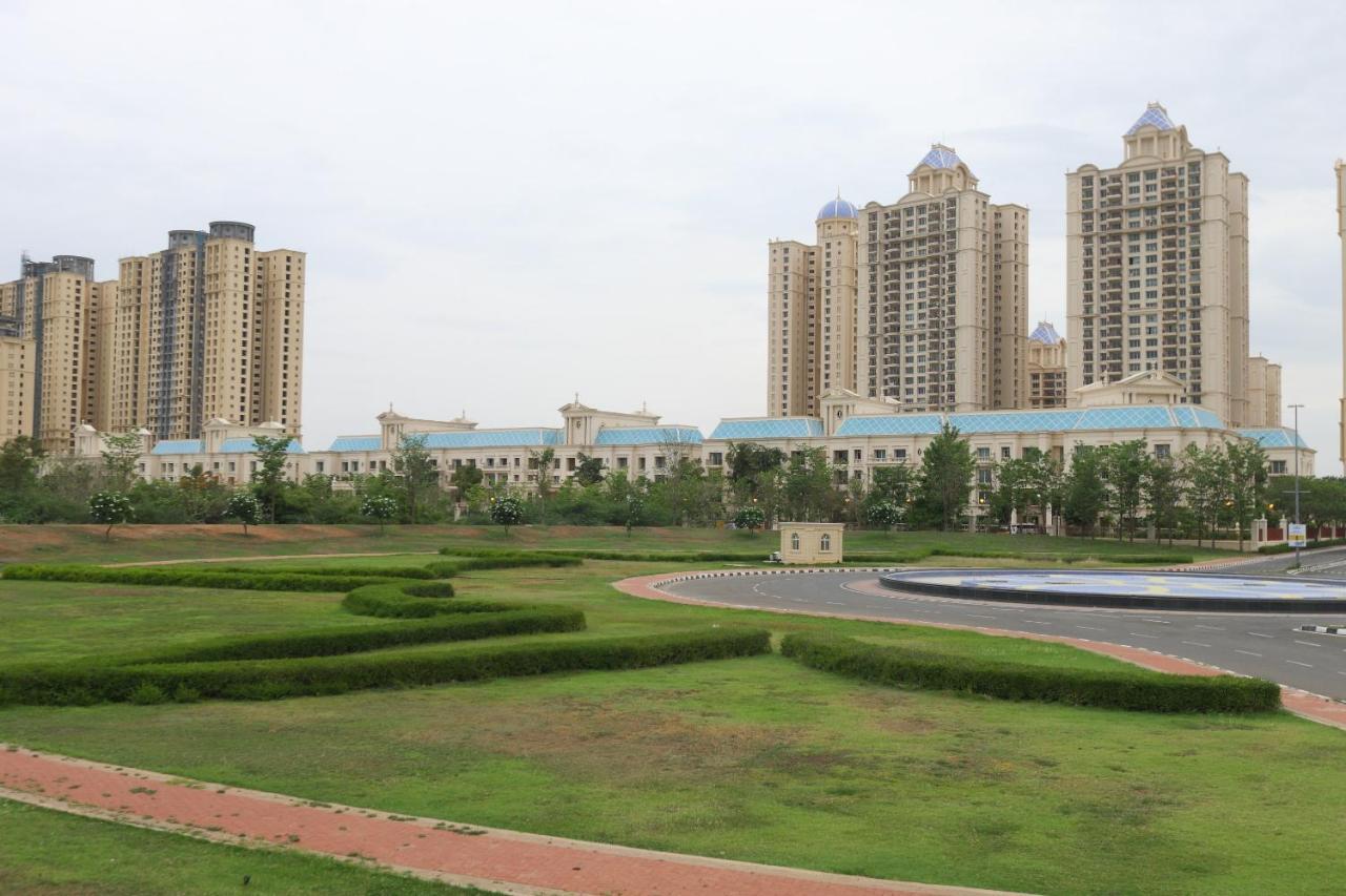 โอโย 6954 เดอะ ลอว์น โอราคาทัม Hotel Oragadam ภายนอก รูปภาพ