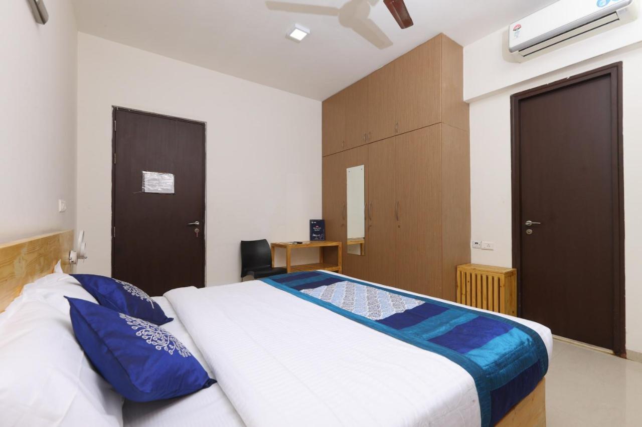 โอโย 6954 เดอะ ลอว์น โอราคาทัม Hotel Oragadam ภายนอก รูปภาพ